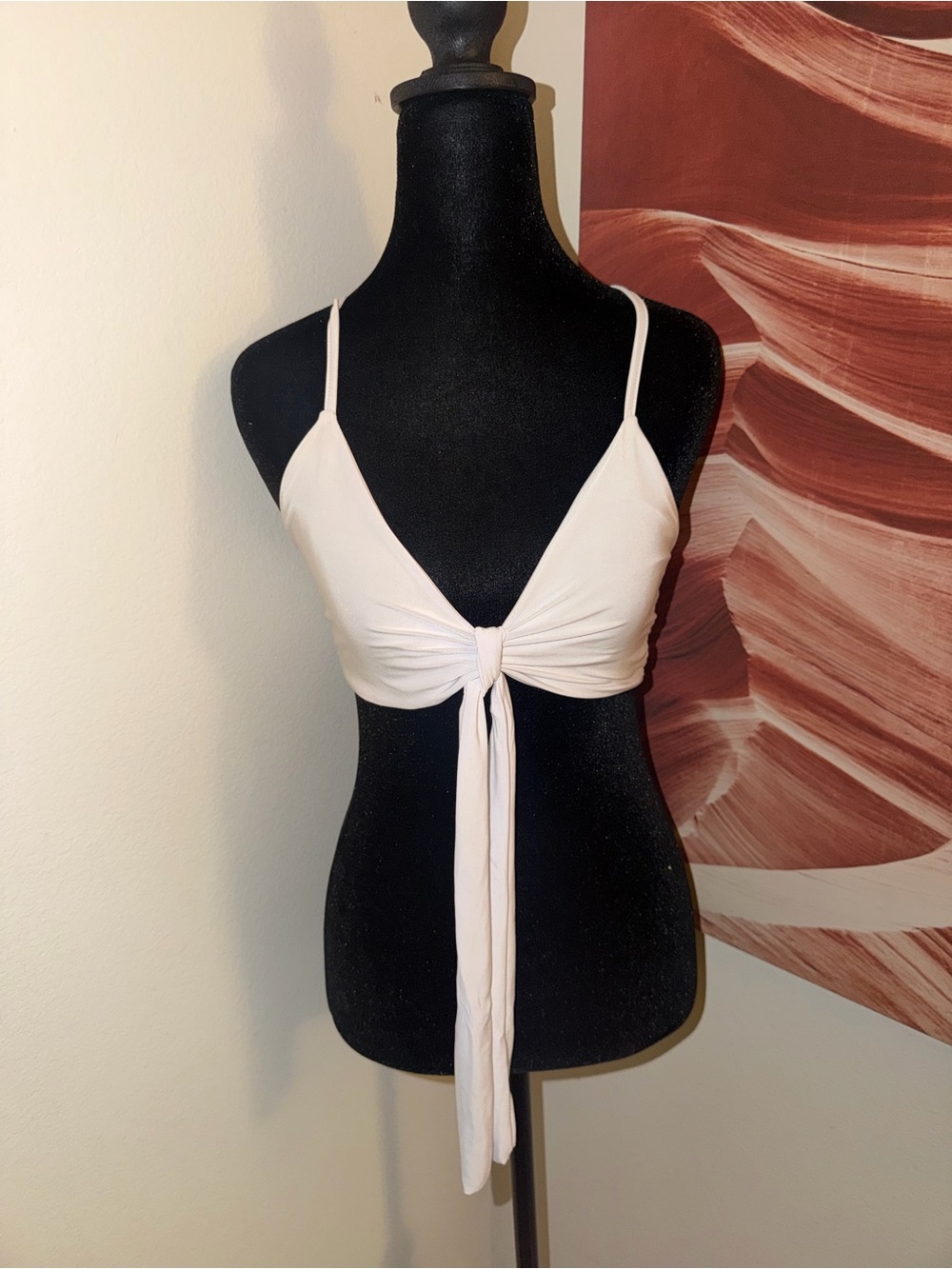 PrettyLittleThing Light Pink Tie-Front Crop Top